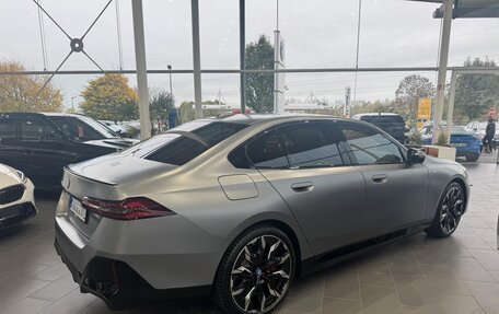 BMW 5 серия, 2024 год, 12 454 000 рублей, 2 фотография