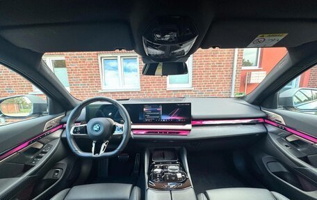 BMW 5 серия, 2024 год, 12 454 000 рублей, 9 фотография