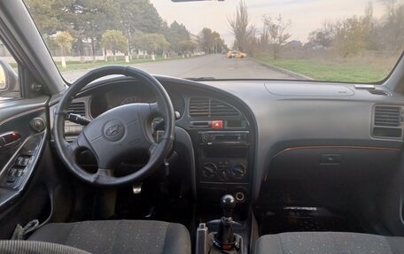 Hyundai Elantra III, 2001 год, 250 000 рублей, 9 фотография