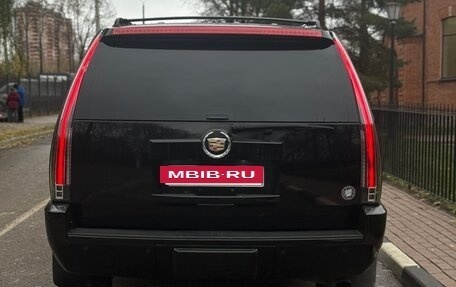 Cadillac Escalade III, 2009 год, 1 750 000 рублей, 10 фотография