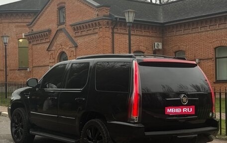 Cadillac Escalade III, 2009 год, 1 750 000 рублей, 7 фотография