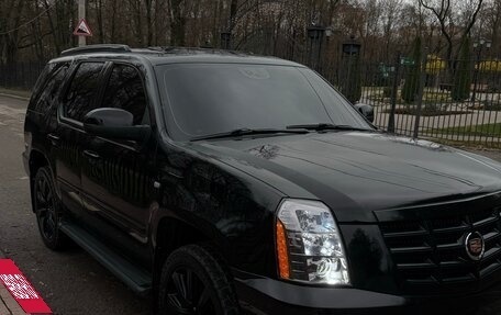 Cadillac Escalade III, 2009 год, 1 750 000 рублей, 14 фотография