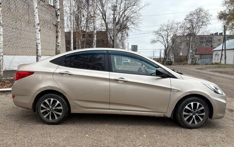 Hyundai Solaris II рестайлинг, 2011 год, 530 000 рублей, 2 фотография