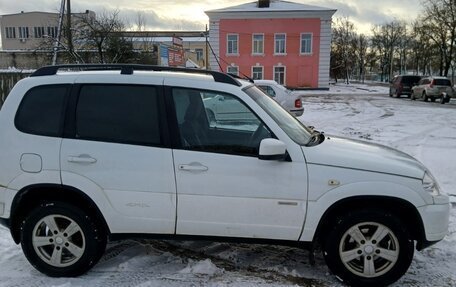 Chevrolet Niva I рестайлинг, 2014 год, 400 000 рублей, 7 фотография