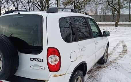 Chevrolet Niva I рестайлинг, 2014 год, 400 000 рублей, 6 фотография