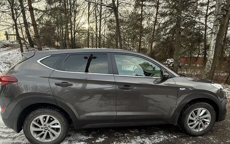 Hyundai Tucson III, 2017 год, 1 900 000 рублей, 2 фотография