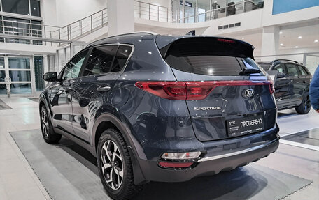 KIA Sportage IV рестайлинг, 2021 год, 2 710 000 рублей, 7 фотография