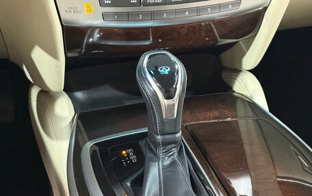 Infiniti QX60 I рестайлинг, 2017 год, 2 350 000 рублей, 16 фотография