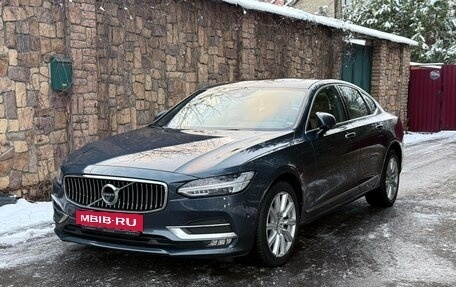 Volvo S90 II рестайлинг, 2017 год, 3 300 000 рублей, 6 фотография