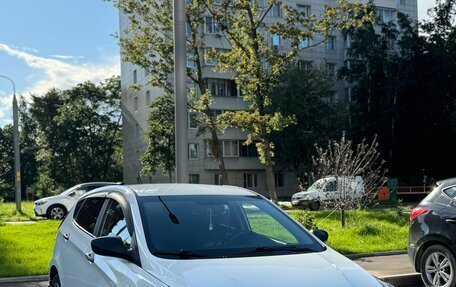 Hyundai Solaris II рестайлинг, 2014 год, 950 000 рублей, 3 фотография