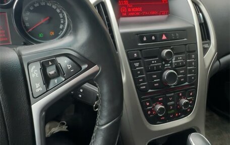 Opel Astra J, 2011 год, 600 000 рублей, 2 фотография