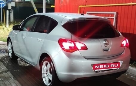 Opel Astra J, 2011 год, 600 000 рублей, 5 фотография