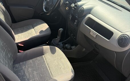 Renault Sandero I, 2014 год, 550 000 рублей, 16 фотография