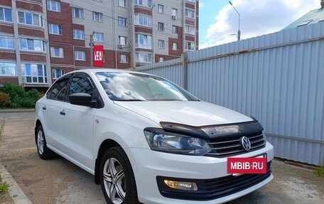 Volkswagen Polo VI (EU Market), 2017 год, 950 000 рублей, 3 фотография