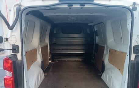 Citroen Jumpy III, 2018 год, 2 000 000 рублей, 8 фотография