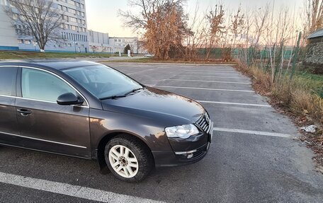 Volkswagen Passat B6, 2008 год, 800 000 рублей, 2 фотография