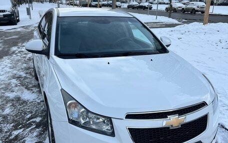 Chevrolet Cruze II, 2010 год, 750 000 рублей, 12 фотография
