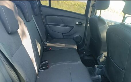 Renault Logan II, 2022 год, 1 600 000 рублей, 10 фотография