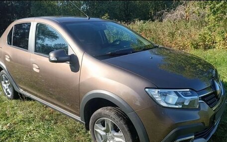 Renault Logan II, 2022 год, 1 600 000 рублей, 7 фотография