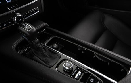 Volvo V90 Cross Country I рестайлинг, 2018 год, 3 825 077 рублей, 20 фотография