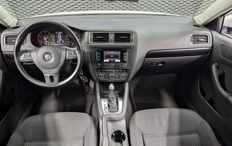 Volkswagen Jetta VI, 2014 год, 1 120 000 рублей, 13 фотография