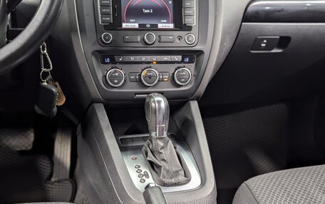 Volkswagen Jetta VI, 2014 год, 1 120 000 рублей, 18 фотография