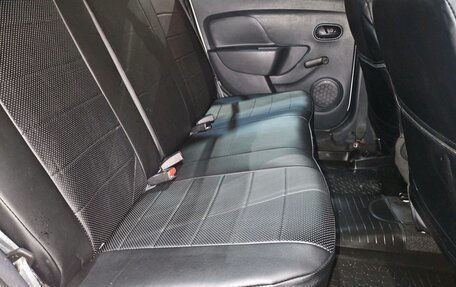 Renault Logan II, 2019 год, 715 000 рублей, 12 фотография