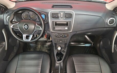 Renault Logan II, 2019 год, 715 000 рублей, 9 фотография