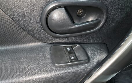 Renault Logan II, 2019 год, 715 000 рублей, 15 фотография