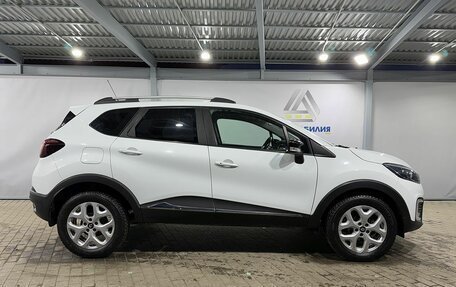 Renault Kaptur I рестайлинг, 2017 год, 1 349 000 рублей, 6 фотография