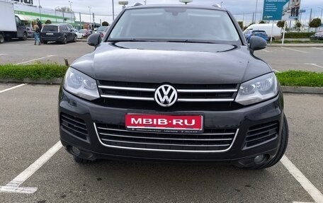 Volkswagen Touareg III, 2011 год, 1 950 000 рублей, 1 фотография