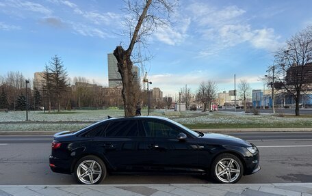 Audi A4, 2017 год, 2 450 000 рублей, 2 фотография