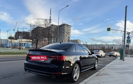 Audi A4, 2017 год, 2 450 000 рублей, 3 фотография