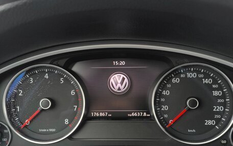 Volkswagen Touareg III, 2011 год, 1 950 000 рублей, 13 фотография