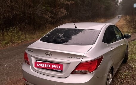 Hyundai Solaris II рестайлинг, 2015 год, 899 000 рублей, 4 фотография