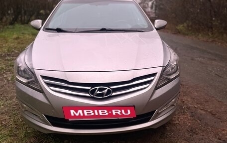 Hyundai Solaris II рестайлинг, 2015 год, 899 000 рублей, 8 фотография