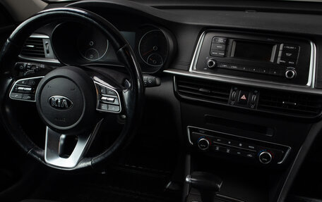 KIA Optima IV, 2018 год, 2 199 000 рублей, 9 фотография