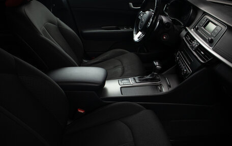 KIA Optima IV, 2018 год, 2 199 000 рублей, 18 фотография