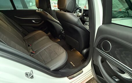 Mercedes-Benz E-Класс, 2020 год, 4 500 000 рублей, 20 фотография