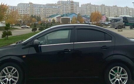 Chevrolet Aveo III, 2013 год, 600 000 рублей, 3 фотография