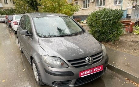 Volkswagen Golf Plus I, 2008 год, 750 000 рублей, 2 фотография