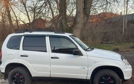 Chevrolet Niva I рестайлинг, 2019 год, 850 000 рублей, 3 фотография