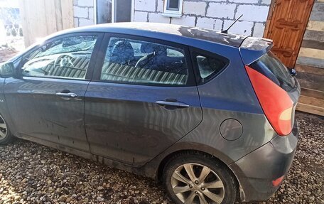 Hyundai Solaris II рестайлинг, 2013 год, 730 000 рублей, 4 фотография