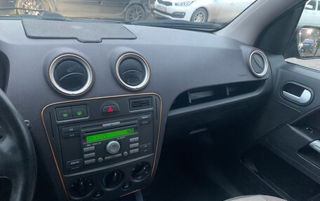 Ford Fusion I, 2006 год, 310 000 рублей, 22 фотография