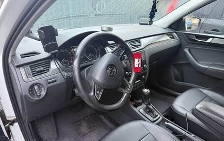 Skoda Rapid I, 2017 год, 1 300 000 рублей, 10 фотография