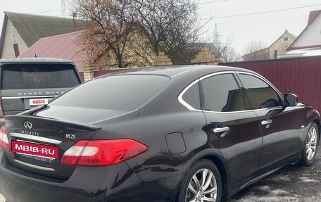 Infiniti M, 2012 год, 1 900 000 рублей, 2 фотография
