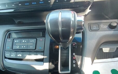 Honda Stepwgn IV, 2015 год, 1 500 012 рублей, 11 фотография