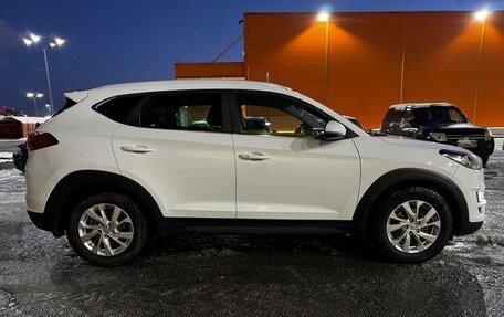 Hyundai Tucson III, 2018 год, 2 200 000 рублей, 3 фотография