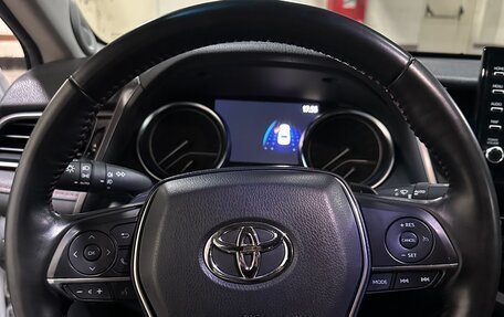 Toyota Camry, 2022 год, 3 900 000 рублей, 15 фотография