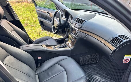 Mercedes-Benz E-Класс, 2006 год, 1 500 000 рублей, 9 фотография